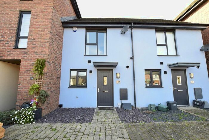 2 Bedroom Semi-Detached House To Rent In Portland Drive, Barry, CF62