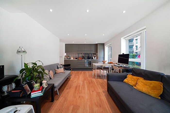 2 Bedroom Flat For Sale In Celeste House, Caversham Road, London, NW9