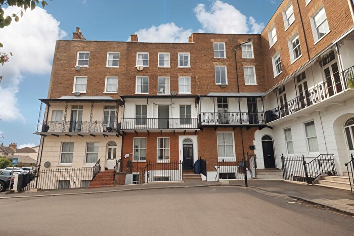 2 Bedroom Flat To Rent In Albion Place, Ramsgate, CT11