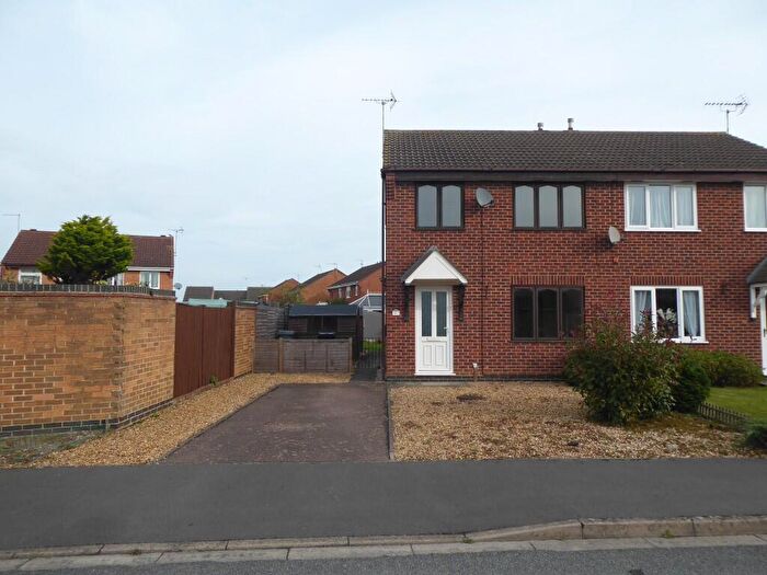 3 Bedroom Semi-Detached House To Rent In Stretham Way, Bourne, Lincolnshire, PE10