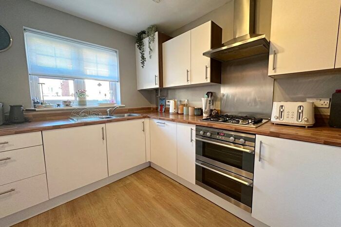 3 Bedroom Terraced House For Sale In Waterers Way, Bagshot, GU19
