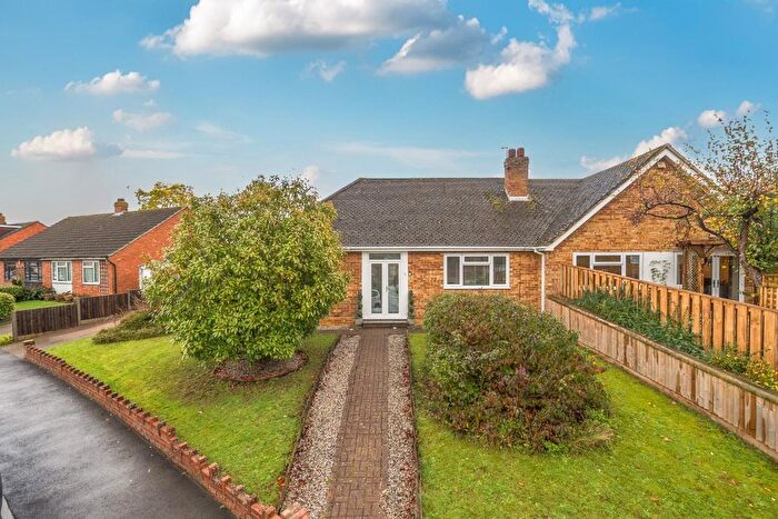 2 Bedroom Semi-Detached Bungalow For Sale In Priory Grove, Ditton, Aylesford, ME20