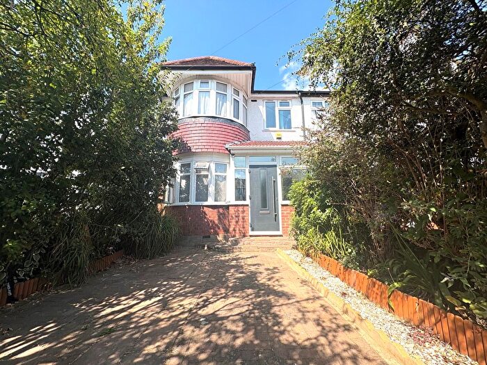 4 Bedroom Terraced House To Rent In Torbay Road, Harrow, HA2
