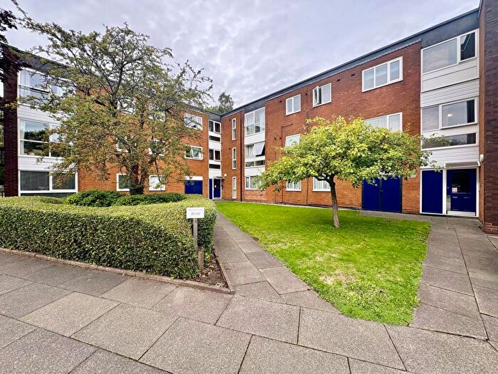 2 Bedroom Flat For Sale In Hackness Road, Meadow Court, M21