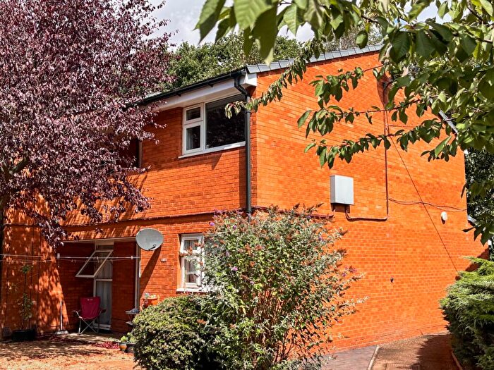 1 Bedroom Flat To Rent In Durham Road, Loughborough, Leicestershire, LE11