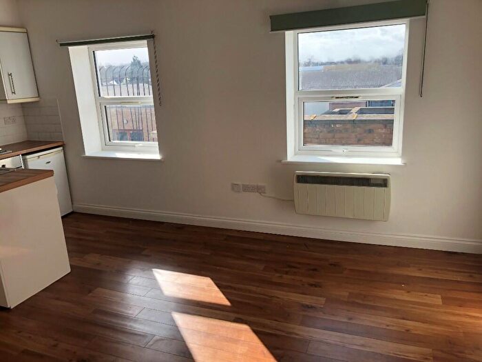 1 Bedroom Flat To Rent In Rye Lane, London, SE15