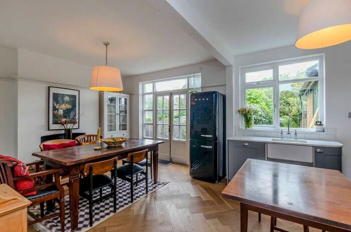 3 Bedroom Property To Rent In Courtfield Avenue, Harrow, HA1