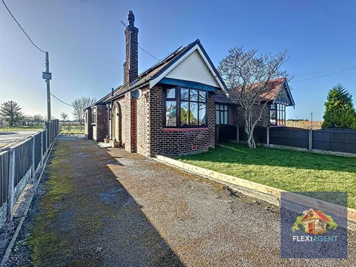 2 Bedroom Semi-Detached Bungalow For Sale In New Lane Pace, Banks, Southport, PR9