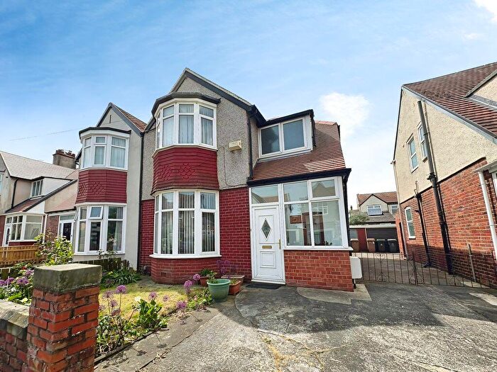 3 Bedroom Semi Detached House For Sale In Highbury, Whitley Bay, NE25