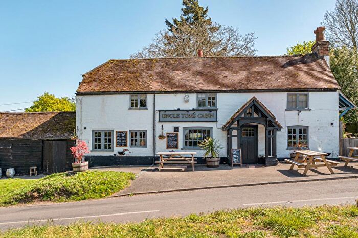 1 Bedroom Maisonette To Rent In Cookham Dean, Berkshire, SL6