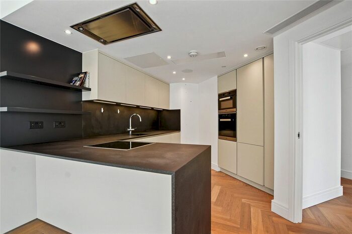 2 Bedroom Flat To Rent In London House, New Kings Road, London, SW6