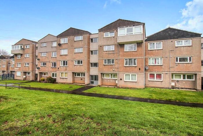 2 Bedroom Flat To Rent In Stenhouse Street West, Edinburgh, Midlothian, EH11