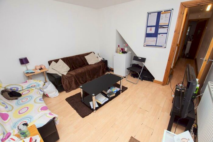 6 Bedroom Terraced House To Rent In Hubert Road, Selly Oak, B29