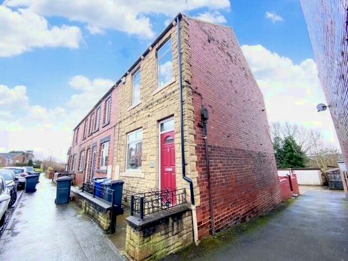 2 Bedroom House To Rent In Pye Avenue, Mapplewell, Barnsley, S75