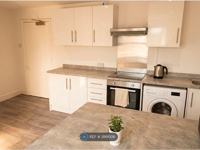 5 Bedroom Detached House To Rent In Russel Street, Gloucester, GL1