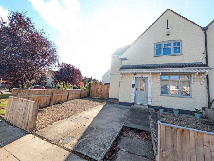 3 Bedroom End Of Terrace House For Sale In Parkside, Darlington, DL1