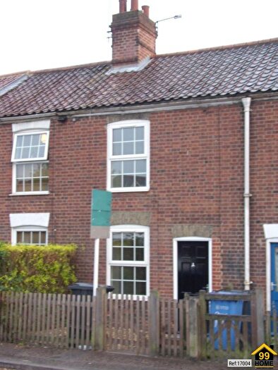 2 Bedroom Terraced House For Sale In Bull Close Road, Notwich, Norfolk, NR3
