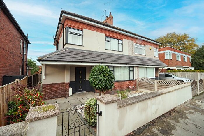 3 Bedroom Semi Detached House For Sale In Charles Street, Alfreton, DE55