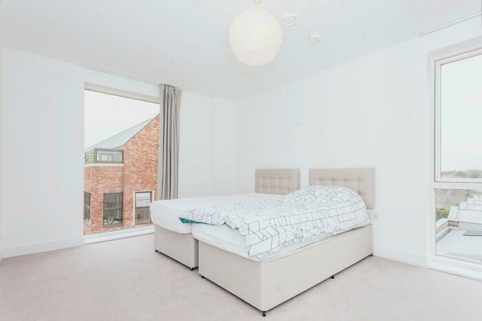 1 Bedroom Flat For Sale In Eagle Street, Cambridge, Cambridgeshire, CB1