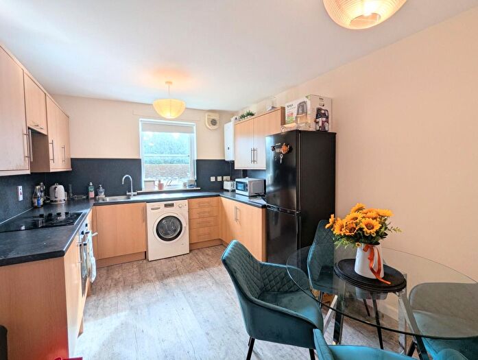 2 Bedroom Flat To Rent In Albury Gardens, Ferryhill, Aberdeen, AB11