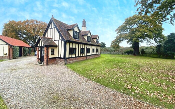 2 Bedroom Detached House To Rent In Alnesbourne Priory, Nacton, Ipswich, Suffolk, IP10