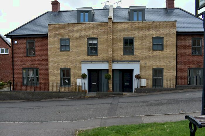 3 Bedroom Town House To Rent In Church Road, Aspley Heath, Woburn Sands, MK17