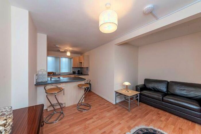 1 Bedroom Flat To Rent In Salisbury Court, City Centre, Aberdeen, AB10