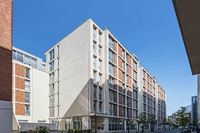 1 Bedroom Flat To Rent In Lambs Passage, City, London, EC1Y