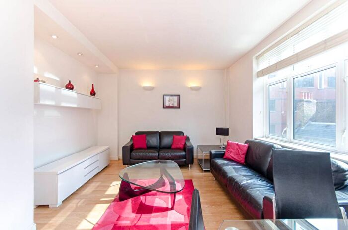 2 Bedroom Flat For Sale In Fetter Lane, St Pauls, London, EC4A