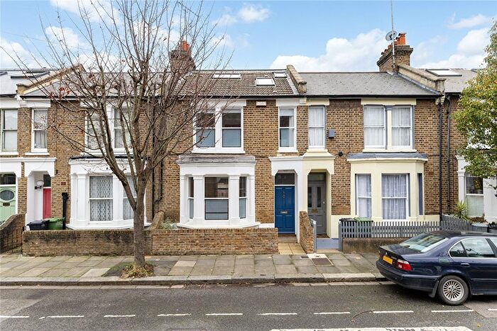 3 Bedroom Terraced House For Sale In Abdale Road, London, W12