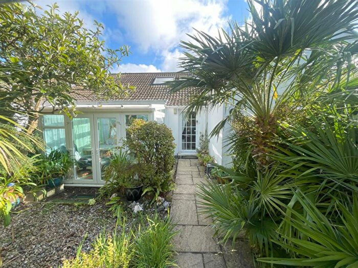 3 Bedroom Bungalow For Sale In Lankelly Lane, Fowey, PL23