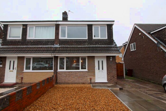 3 Bedroom Semi-Detached House To Rent In Lincoln Drive, Ashton-In-Makerfield, Wigan, WN4
