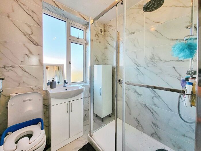3 Bedroom Terraced House For Sale In Ellesmere Road, Altrincham, Greater Manchester, WA14