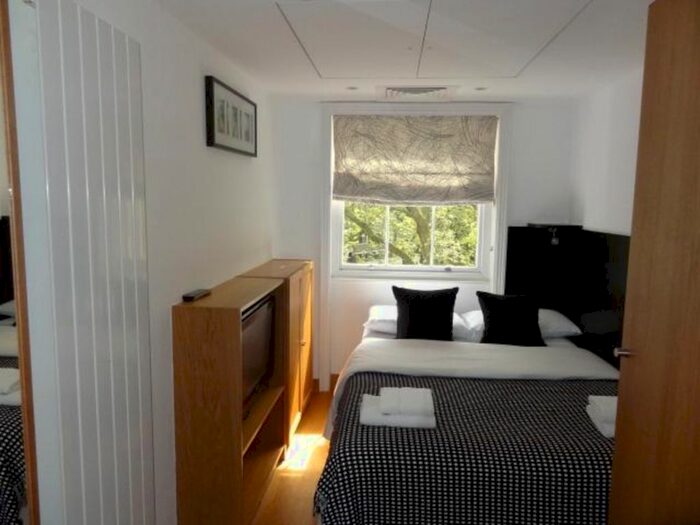 Studio To Rent In Cartwright Gardens, London, WC1H