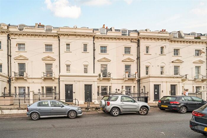 5 Bedroom Terraced House For Sale In Orwell Road, Harwich, CO12