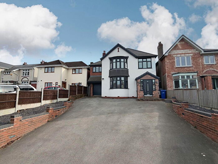 6 Bedroom Detached House For Sale In Oakham Road, Oakham, Dudley, DY2