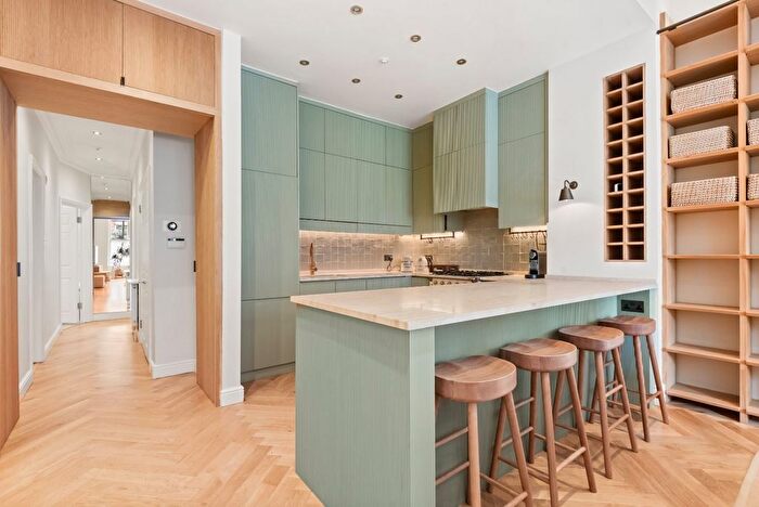 2 Bedroom Flat To Rent In Bramham Gardens, South Kensington, SW5