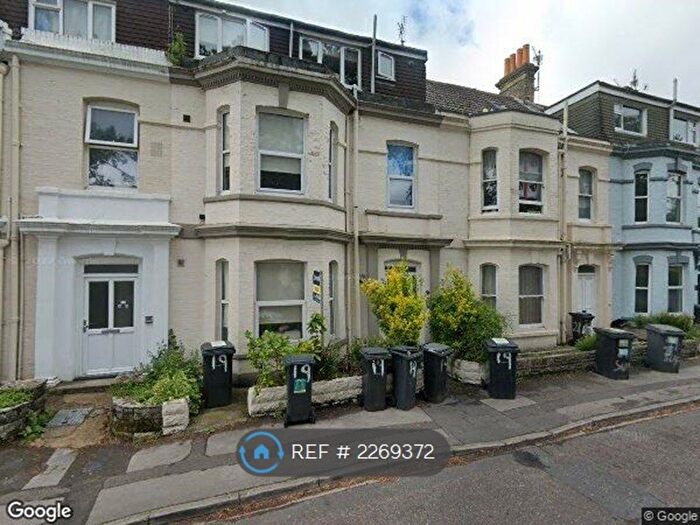 3 Bedroom Flat To Rent In Town Centre, Bournemouth, BH2