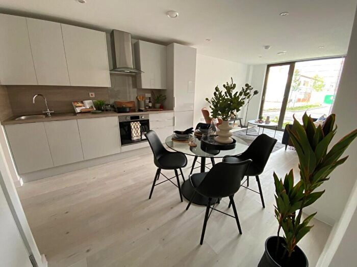 1 Bedroom Flat To Rent In Gavel Drive, Rugby, Warwickshire, CV21