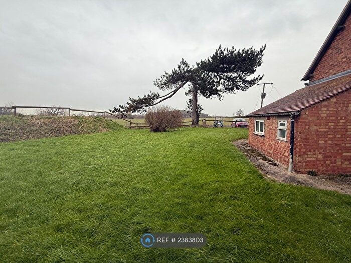 2 Bedroom Semi-Detached House To Rent In Popes Pool Cottages, Over, Gloucester, GL2