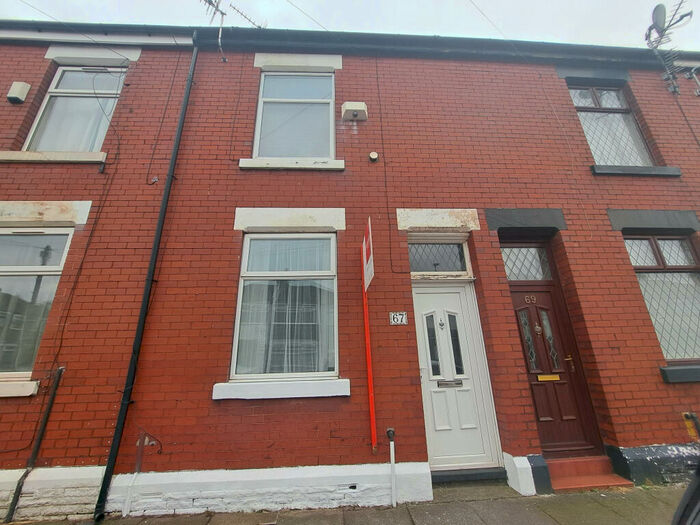 2 Bedroom House To Rent In Acre Street, Denton, M34