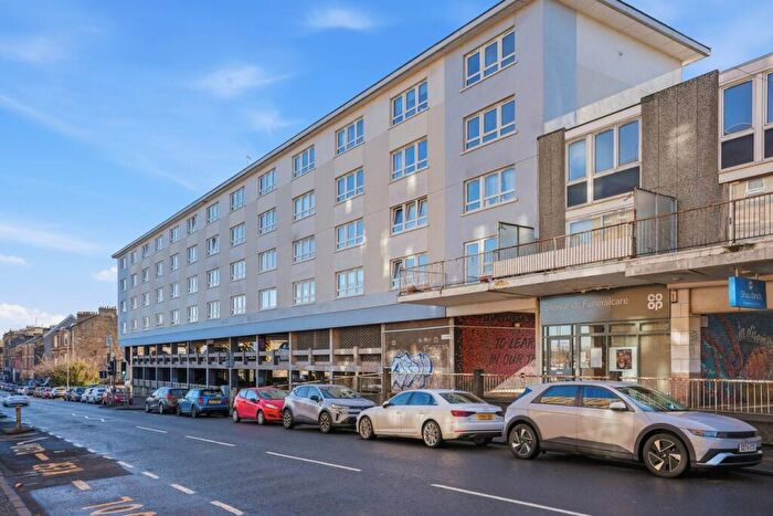 3 Bedroom Flat For Sale In Pollokshaws Road, Glasgow, G41