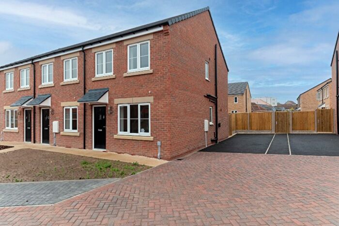 3 Bedroom Property For Sale In Belper Grove, Harworth, DN11
