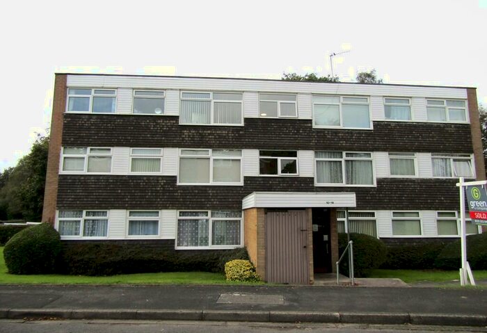 2 Bedroom Apartment To Rent In Trident Close, Sutton Coldfield, B76