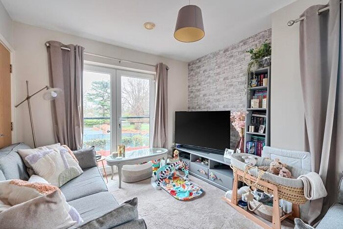 2 Bedroom Flat For Sale In Birch House, Epsom, Surrey, KT19