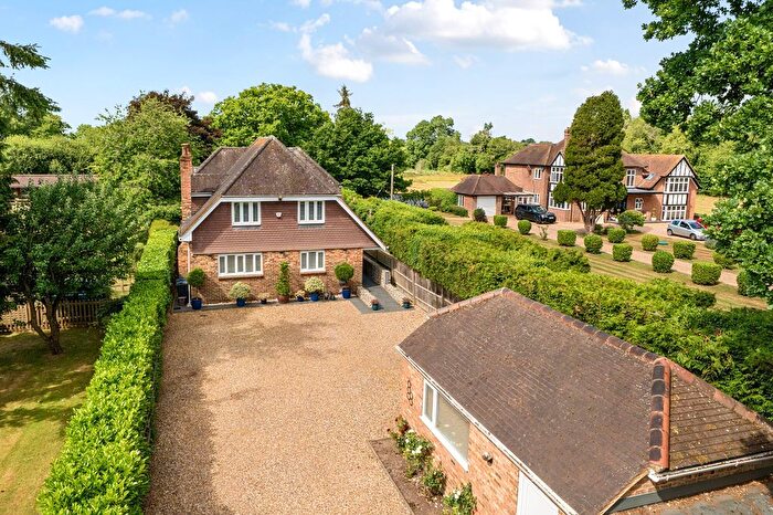 5 Bedroom Detached House For Sale In Bellingdon, Bellingdon, HP5