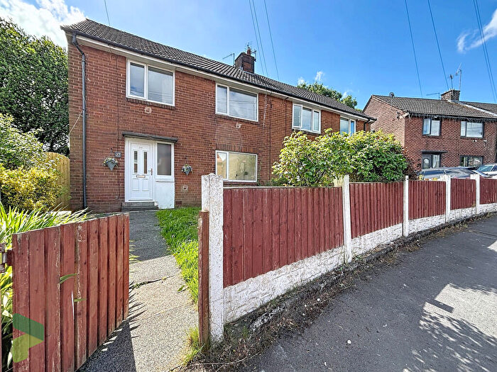 3 Bedroom Semi-Detached House To Rent In Hodder Grove, Darwen, BB3