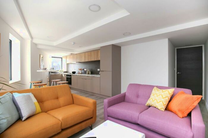 4 Bedroom Flat To Rent In St. James Street, Newcastle Upon Tyne, NE1