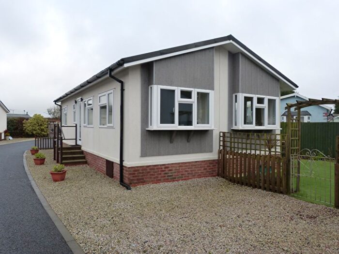 2 Bedroom Park Home For Sale In Eden Close, Luxulyan, PL30