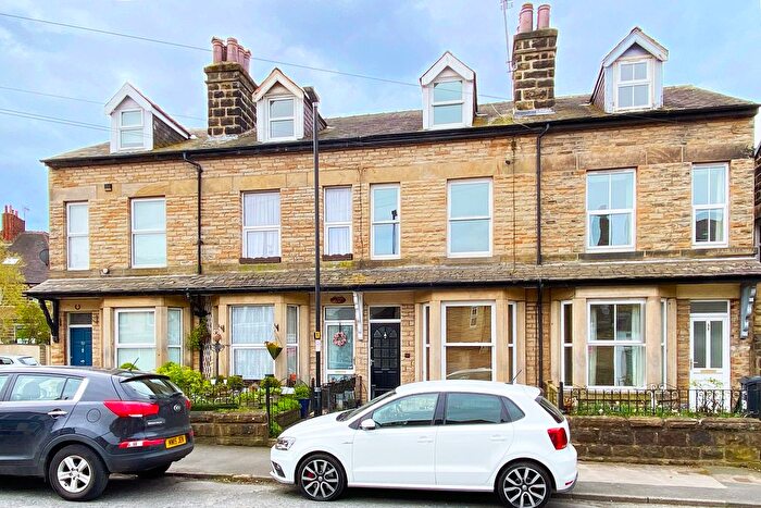 4 Bedroom Terraced House To Rent In Chatsworth Place, Harrogate, HG1